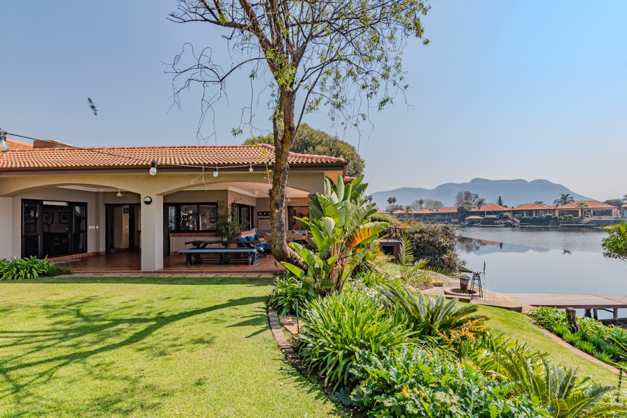 6 Bedroom Property for Sale in Pecanwood Estate North West
